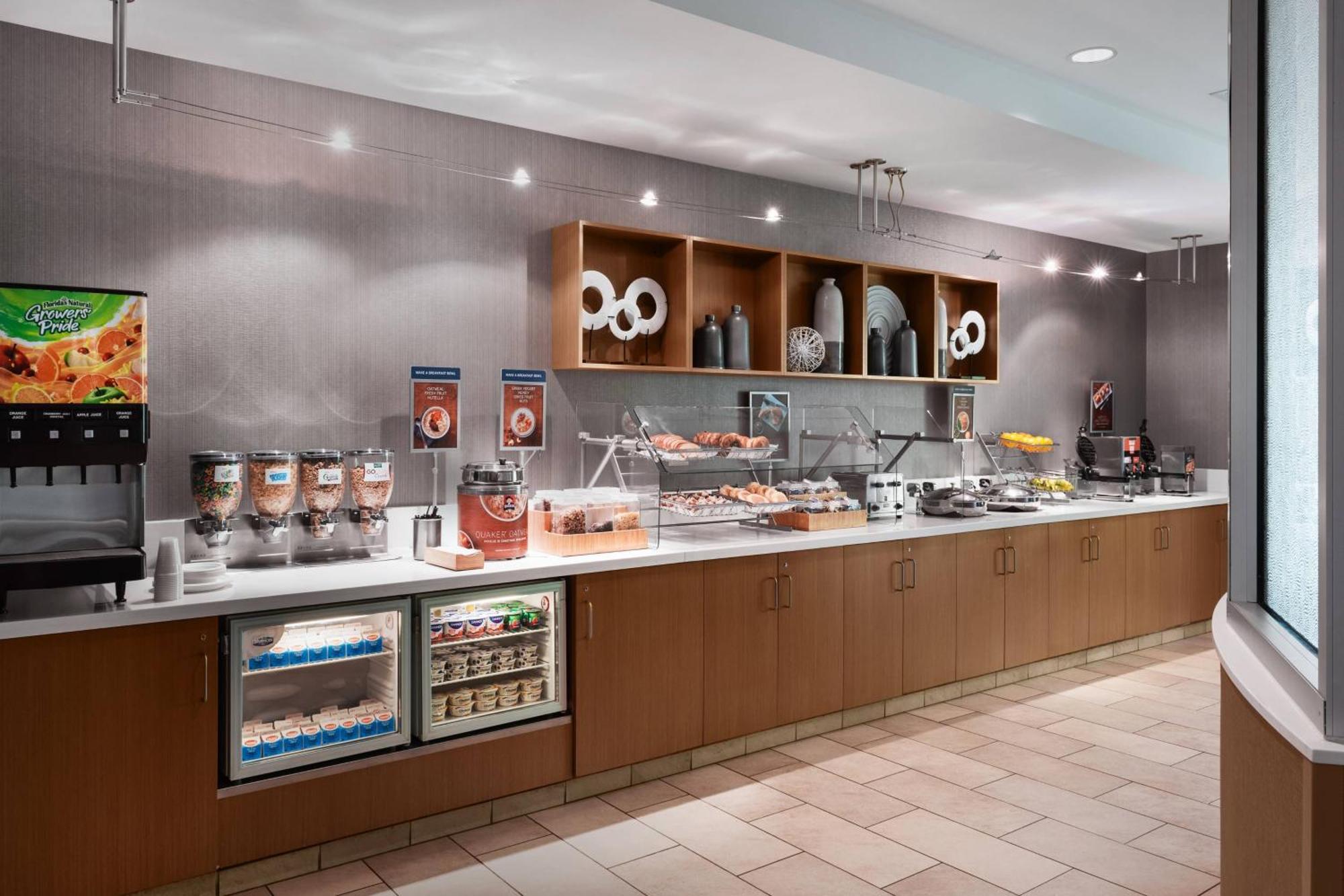 Springhill Suites By Marriott Syracuse Carrier Circle East Syracuse Eksteriør billede