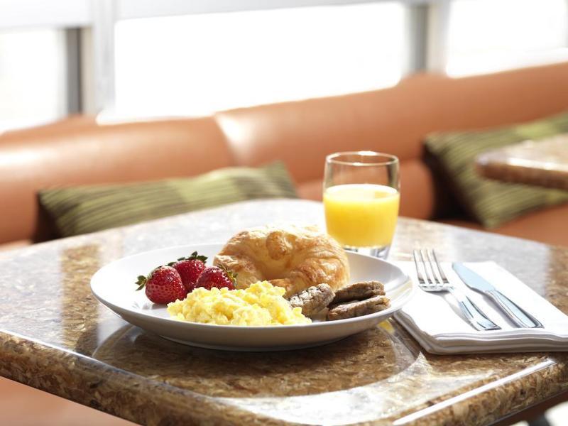 Springhill Suites By Marriott Syracuse Carrier Circle East Syracuse Eksteriør billede